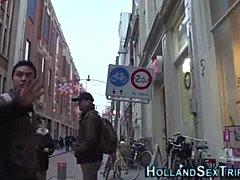 Prostitusi Belanda amatir menggemaskan naik dalam video panas