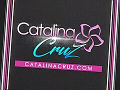 Η ώριμη Catalina Cruz και τα μεγάλα βυζιά της Reena Sky έχουν ένα τρίο με μεγάλα βυζάκια