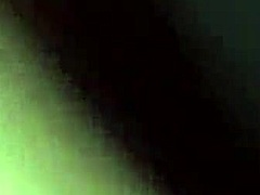 Érett Milfek buborékos feneke és kék szeme ragyog a vágatlan anális szex videóban