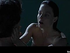 Джоди Фостърс - 25-годишен филм за възрастни с гърди и чувствен масаж