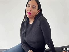Fabiola, una sensual mamá colombiana, se entrega a una sesión caliente de 1on1