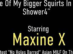 Η Ασιάτισσα milf Maxine X απολαμβάνει τον εαυτό της με ένα dildo στο μπάνιο