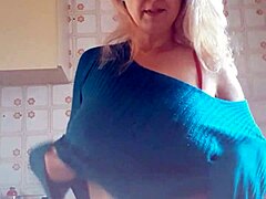 Old and sexy: Mature women showing off their moves