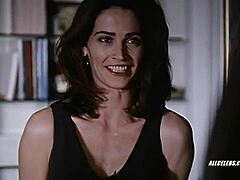 Kim Delaneys în The Temptress (1995) - performanță seducătoare