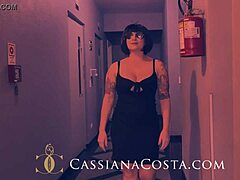 Cassiana Costa e Loira, duas lésbicas amadoras, exploram seus desejos