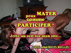 Egy francia amatőr tinédzser megvizsgálja a strapont az anyjával