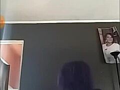Black MILF shows off her thot body in a twerk video