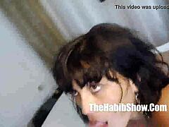 파키스탄 소녀는 브라질 MILF에 의해 털이 많은 을 습니다