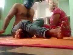 Erodert rumpehull og trang fitte i indisk sexklipp